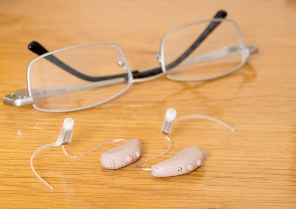 hearing aids glasses mask