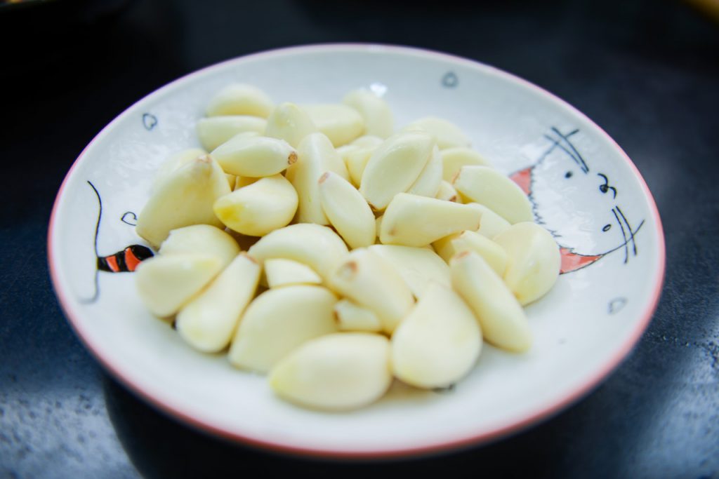 Garlic Vitamins and Herbs Combat Hearing Loss